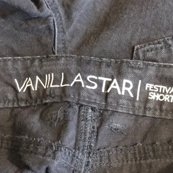 Vanilla Star Festival Shorts - Picture 4 of 5